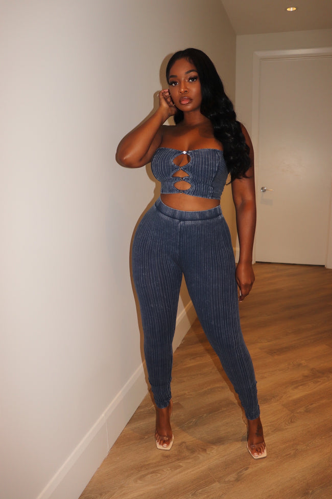 D Demi pant set