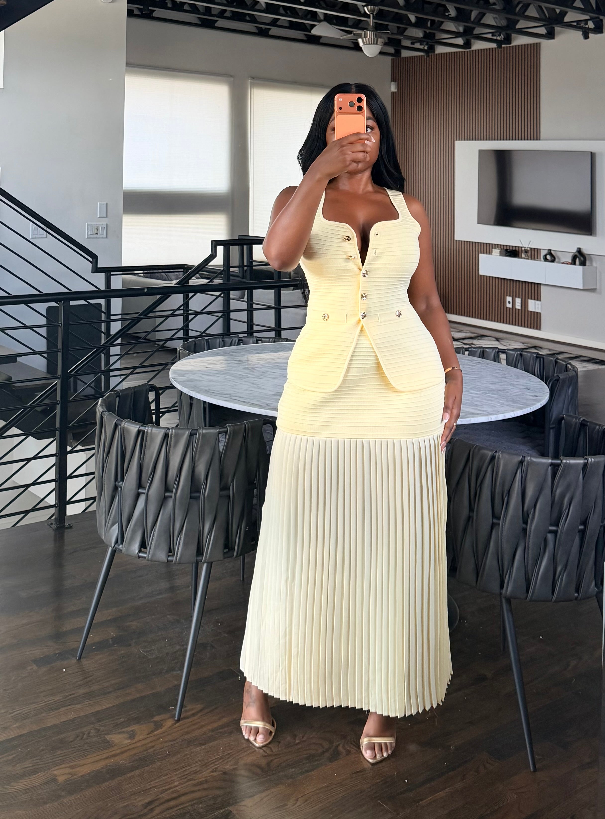 Yellow Pleated Skirt set