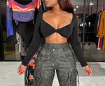 Black twist crop