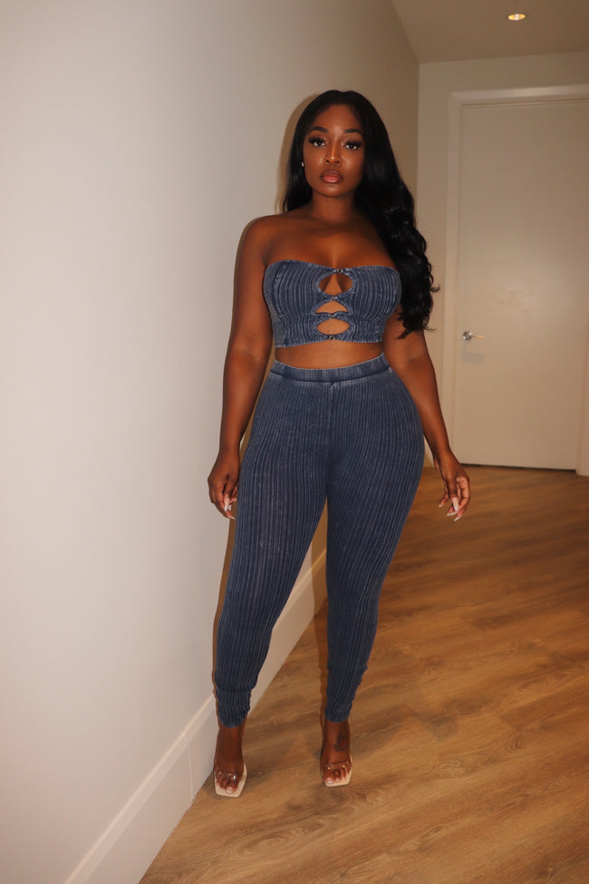 D Demi pant set