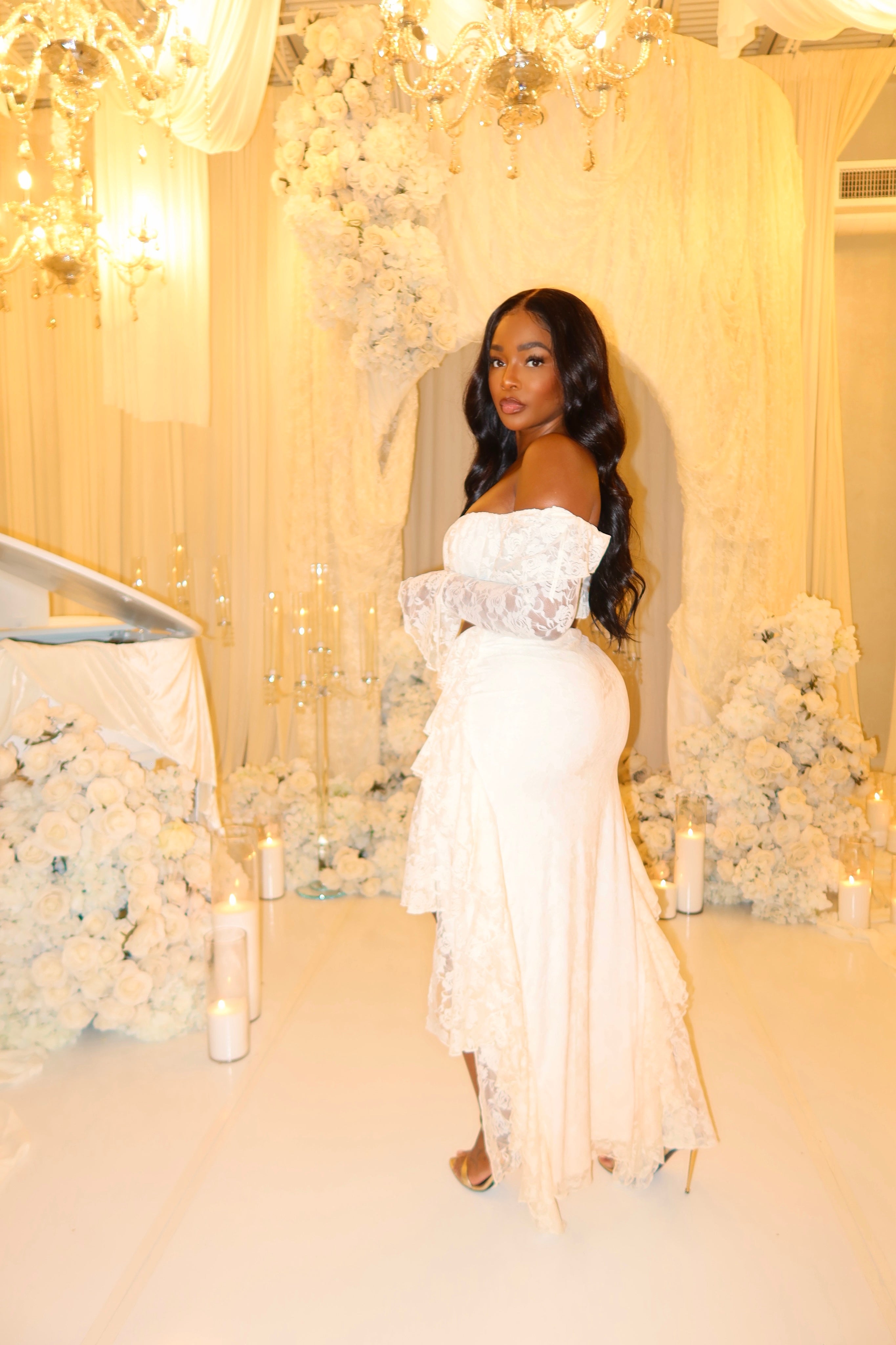 Cream lace ruffle set