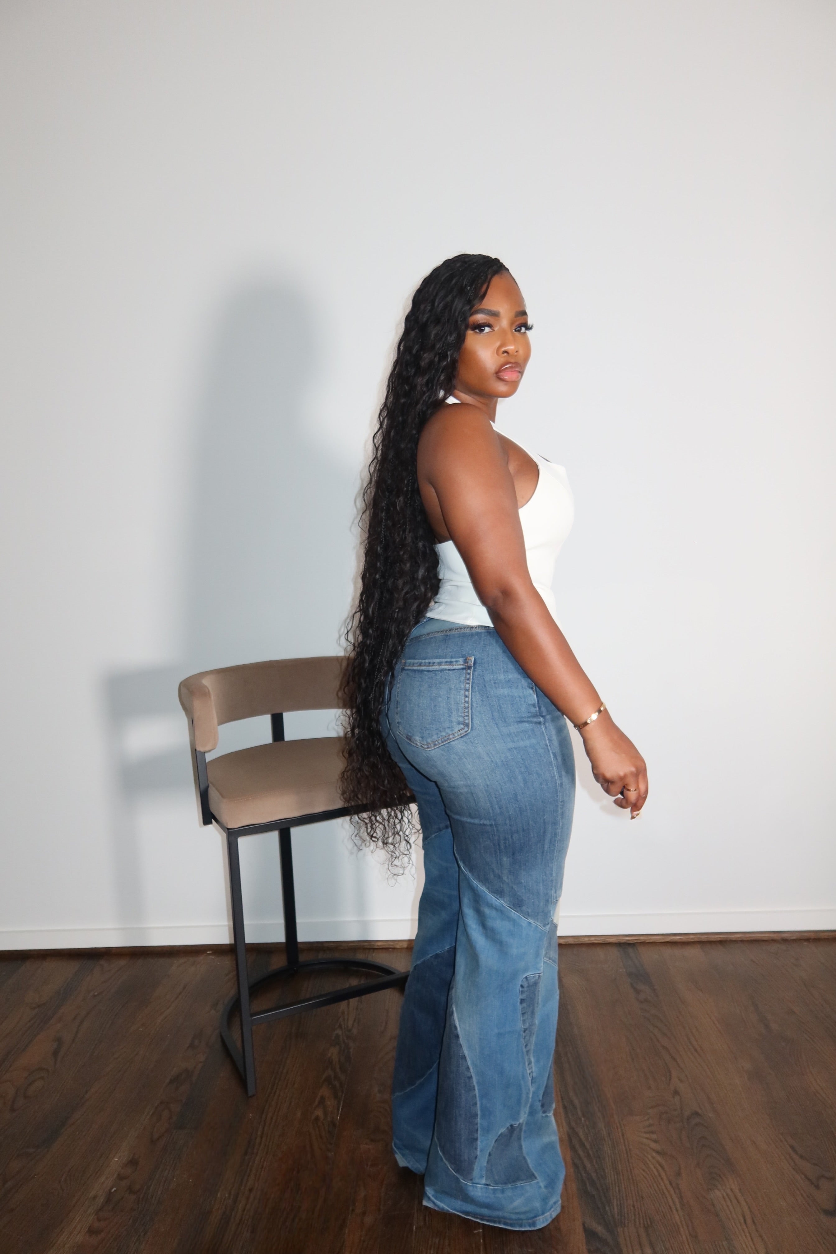 Contrast knee denim