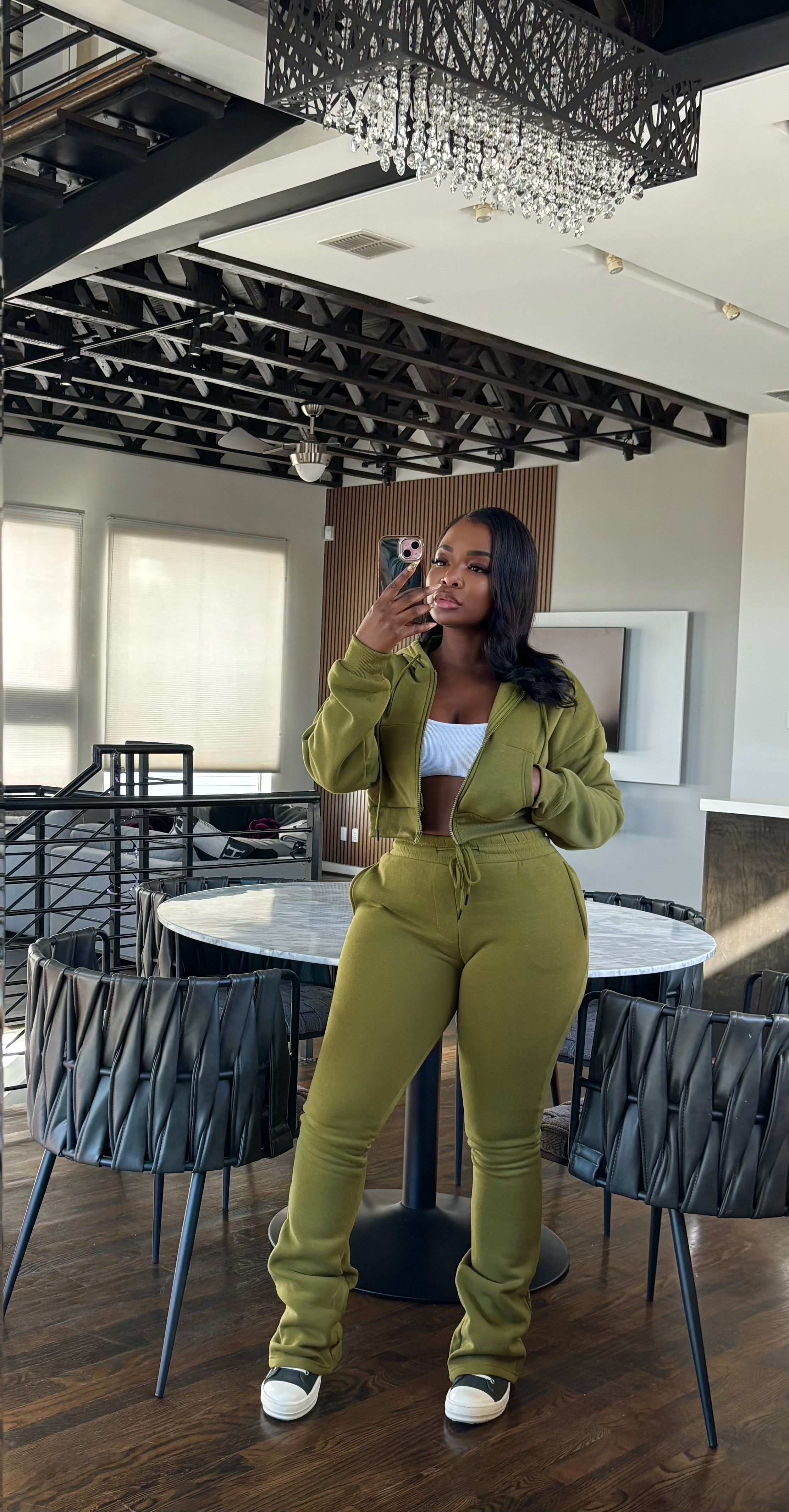 Olive extended jogger