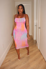 Pink sketched criss cross midi