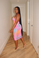 Pink sketched criss cross midi